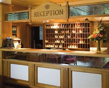 Alpenhof Hotel 4*
