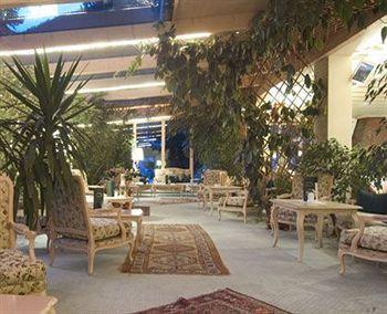 Alpenhof Hotel 4*